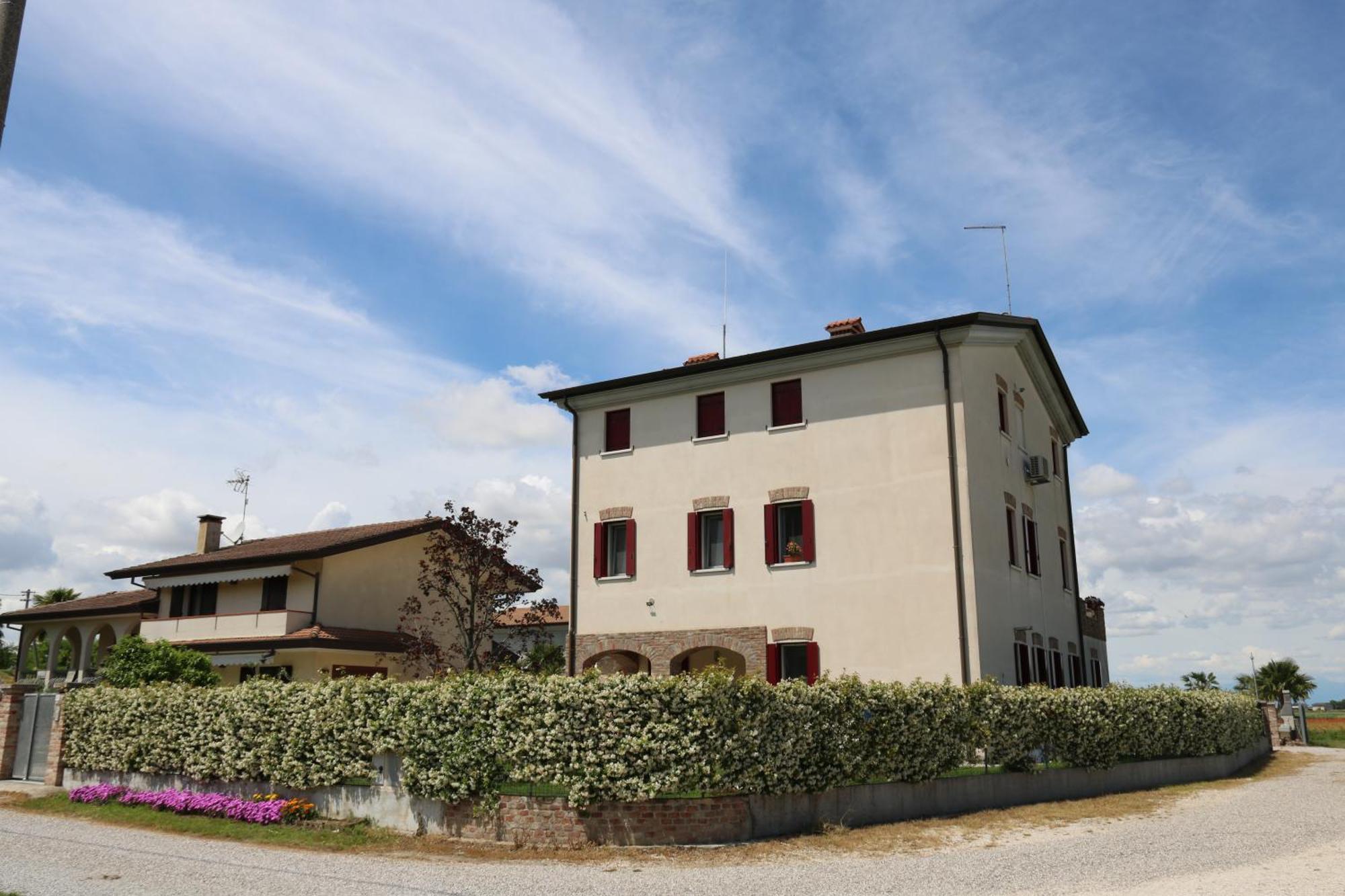 Casa Al Piave - Appartamento A 5 Km Dal Mare Eraclea Exterior foto